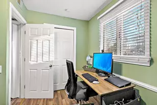 7836 W River Rd, Brooklyn Park, MN 55444 - Photo 36