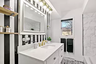 7836 W River Rd, Brooklyn Park, MN 55444 - Photo 20