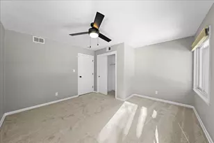 2567 Clarence St, Maplewood, MN 55109 - Photo 20