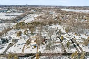 2567 Clarence St, Maplewood, MN 55109 - Photo 46