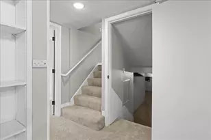 2567 Clarence St, Maplewood, MN 55109 - Photo 28