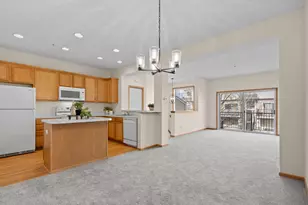 14462 Sumter Ave, Savage, MN 55378 - Photo 2