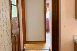 531 S 2nd St, La Crescent, MN 55947 - Photo 8