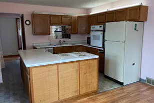 531 S 2nd St, La Crescent, MN 55947 - Photo 14