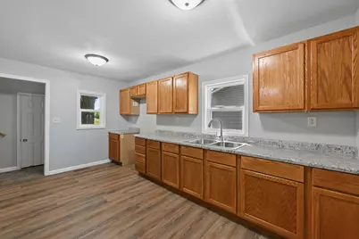 108 Maple Street, Jackson, MN 56143 - Photo 12