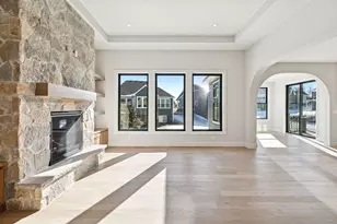 4003 Arbor Dr, Woodbury, MN 55129 - Photo 8