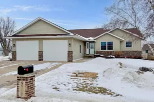 9 Williams St, Lewiston, MN 55952 - Photo 1