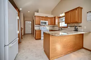 9 Williams St, Lewiston, MN 55952 - Photo 8