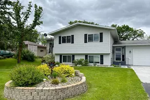 107 Harding Street S, Karlstad, MN 56732 - Photo 2