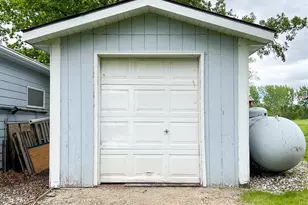 107 Harding Street S, Karlstad, MN 56732 - Photo 40