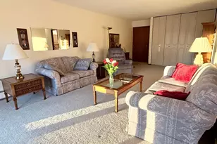 2700 Oxford St N, Roseville, MN 55113 - Photo 8