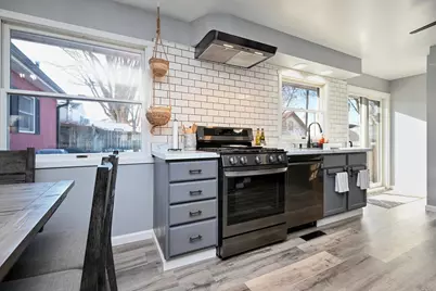 14 1st Avenue NE, Altura, MN 55910 - Photo 8