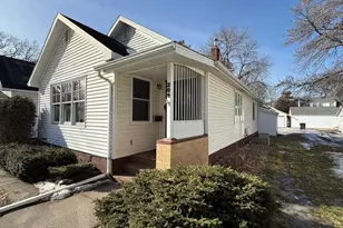 209 N 10th St, Montevideo, MN 56265 - Photo 2