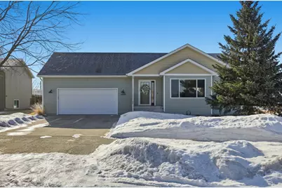 1573 43rd Avenue S, Moorhead, MN 56560 - Photo 1