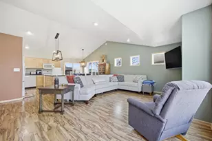 1573 43rd Ave S, Moorhead, MN 56560 - Photo 4