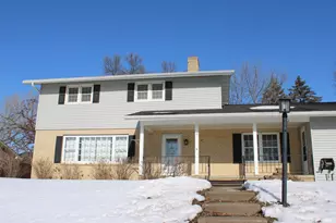 811 Myrtle St, Buffalo, MN 55313 - Photo 1