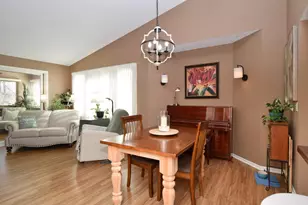 8807 Norway St NW, Coon Rapids, MN 55433 - Photo 6