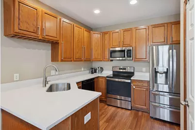 15549 Lilac Drive, Eden Prairie, MN 55347 - Photo 4