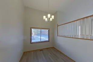 4350 Thornhill Ln, Vadnais Heights, MN 55127 - Photo 6