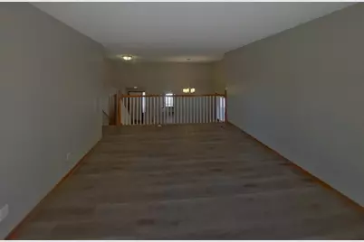 4350 Thornhill Lane, Vadnais Heights, MN 55127 - Photo 2