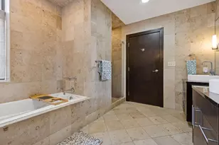 150 Portland Ave, Minneapolis, MN 55401 - Photo 32