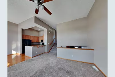 5106 Farnham Drive N, Hugo, MN 55038 - Photo 2