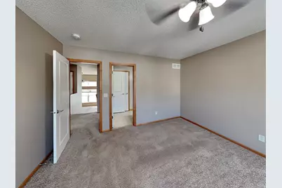 5106 Farnham Drive N, Hugo, MN 55038 - Photo 10