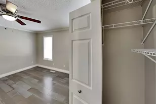 11893 Dunhill Rd, Eden Prairie, MN 55344 - Photo 20