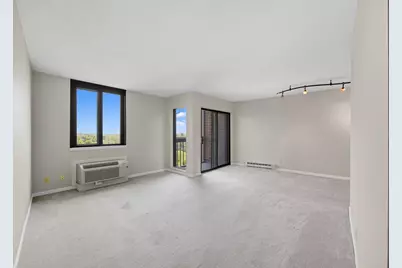 1181 Edgcumbe Road #914, Saint Paul, MN 55109 - Photo 2