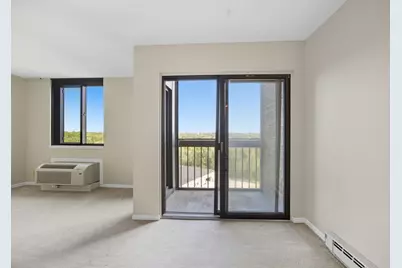 1181 Edgcumbe Road #914, Saint Paul, MN 55109 - Photo 4