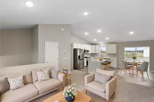 6640 Granby St, North Branch, MN 55056 - Photo 2