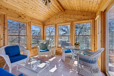 10027 Chowen Avenue S, Bloomington, MN 55431 - Photo 14