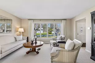 10027 Chowen Ave S, Bloomington, MN 55431 - Photo 2