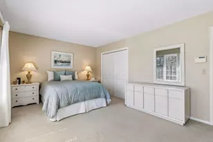 10027 Chowen Ave S, Bloomington, MN 55431 - Photo 18