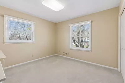 10027 Chowen Avenue S, Bloomington, MN 55431 - Photo 22