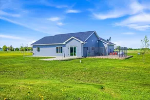 8594 Dolphin Rd, Princeton, MN 55371 - Photo 26