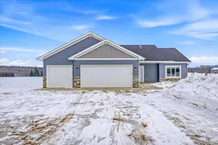 8594 Dolphin Rd, Princeton, MN 55371 - Photo 2