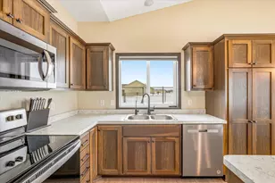 8594 Dolphin Rd, Princeton, MN 55371 - Photo 12