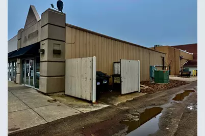 201 E College Drive #D, Marshall, MN 56258 - Photo 18