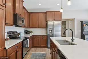 260 Liberty Heights Dr, Chaska, MN 55318 - Photo 10