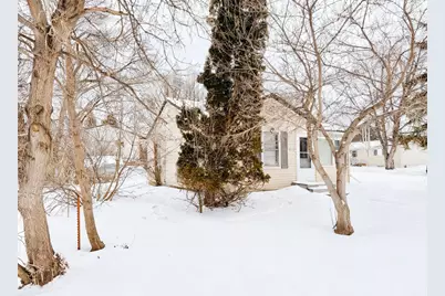 815 E Vernon Avenue, Fergus Falls, MN 56537 - Photo 12