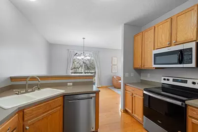 16445 Jarreau Court, Lakeville, MN 55044 - Photo 14