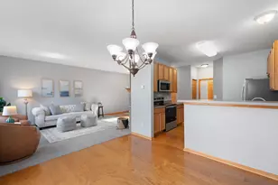 16445 Jarreau Ct, Lakeville, MN 55044 - Photo 8