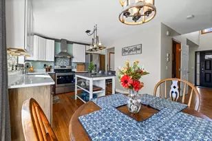 13710 Fair Oak Ct, Apple Valley, MN 55124 - Photo 10