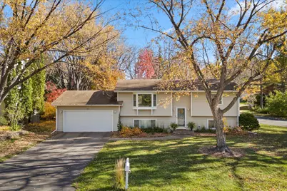 3048 Camelot Circle, Woodbury, MN 55125 - Photo 2