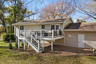 3048 Camelot Cir, Woodbury, MN 55125 - Photo 30