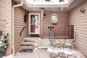 129 Hemlock Pl, Vadnais Heights, MN 55127 - Photo 8