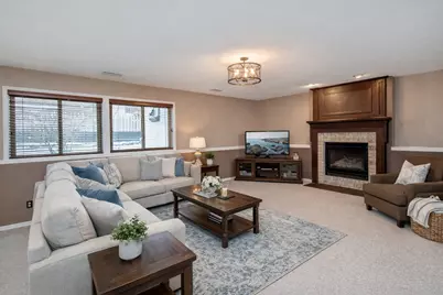 129 Hemlock Place, Vadnais Heights, MN 55127 - Photo 6