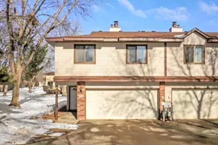 8525 Maplebrook Pkwy N, Brooklyn Park, MN 55445 - Photo 2