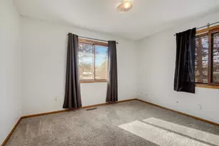 8525 Maplebrook Pkwy N, Brooklyn Park, MN 55445 - Photo 12